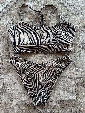 Montce Zebra Set